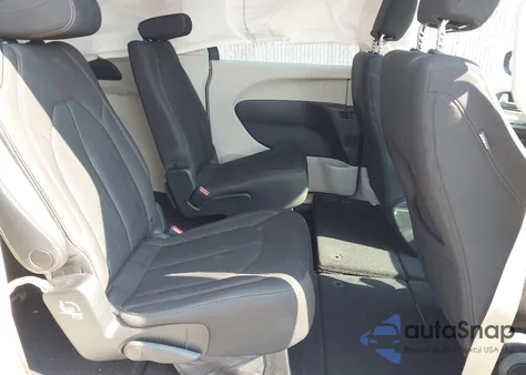 2017 Chrysler Pacifica Touring from USA, damaged, VIN 2C4RC1DG5HR675694